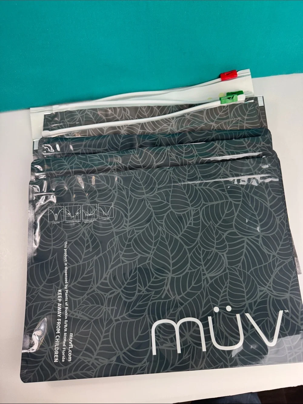 MUV & Trulieve Child Resistant Travel Storage Bag Lot of 8 Bags